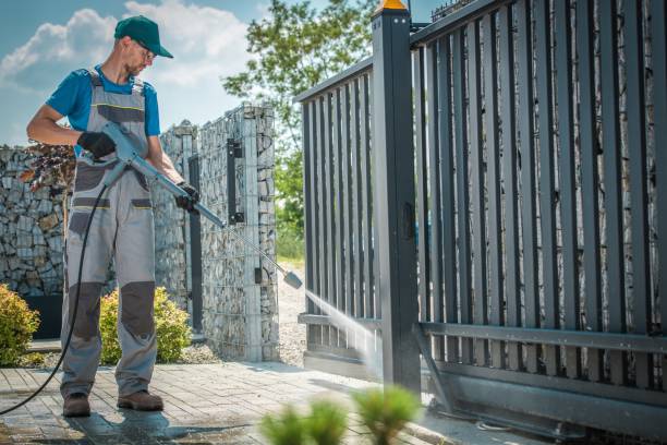 Best Restaurant Pressure Washing  in Lakes Of The Four Seasons, IN